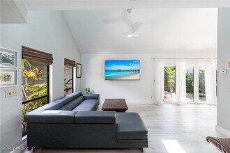 1323 Solana Rd in Naples, FL - Building Photo - Building Photo