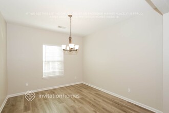 7911 Suttonview Dr in Charlotte, NC - Building Photo - Building Photo