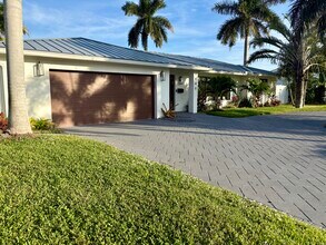 4440 NE 26th Ave in Lighthouse Point, FL - Building Photo - Building Photo