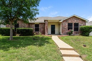 2327 Graystone Dr in Rockwall, TX - Building Photo