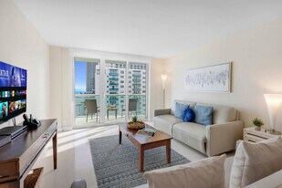 3901 S Ocean Dr, Unit SI ID1227535P in Hollywood, FL - Building Photo