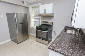 1125 E 81st St in Chicago, IL - Building Photo - Building Photo