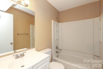 11086 Harrowfield Rd in Charlotte, NC - Building Photo - Building Photo