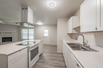 6333 Cascade Cir in Watauga, TX - Building Photo - Building Photo