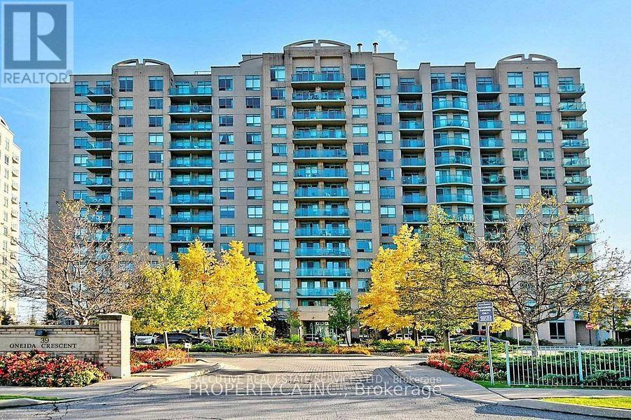 39-LPH39 Oneida Crescent in Richmond Hill, ON - Building Photo