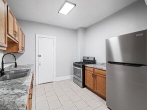 Middlehurst Apartments in Cleveland Heights, OH - Foto de edificio - Interior Photo