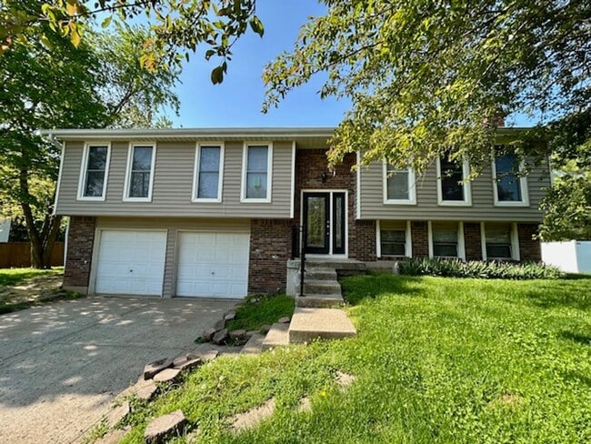 property at 1180 Standish Dr