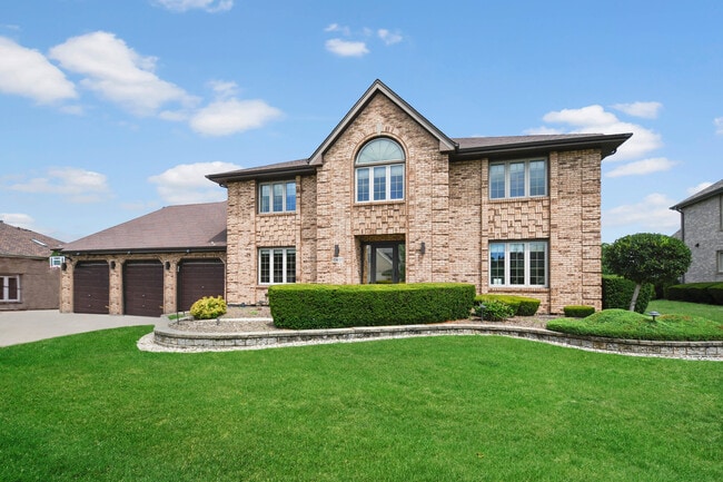 property at 10600 Ridgewood Dr