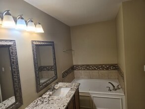 500 E Kansas St in Broken Arrow, OK - Building Photo - Building Photo