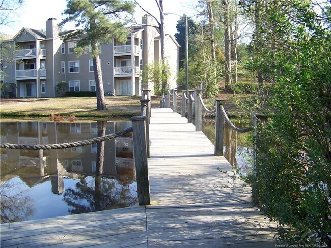 663 Bartons Landing Pl in Fayetteville, NC - Building Photo - Building Photo