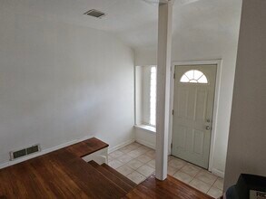 581 Montview Dr in Escondido, CA - Building Photo - Building Photo
