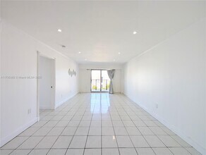 1000 Michigan Ave in Miami Beach, FL - Building Photo - Building Photo