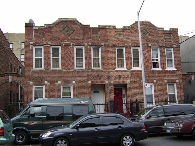 1163 Wheeler Ave in Bronx, NY - Building Photo - Building Photo