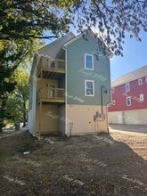 1030 Oakland Ave in Kansas City, KS - Building Photo - Building Photo