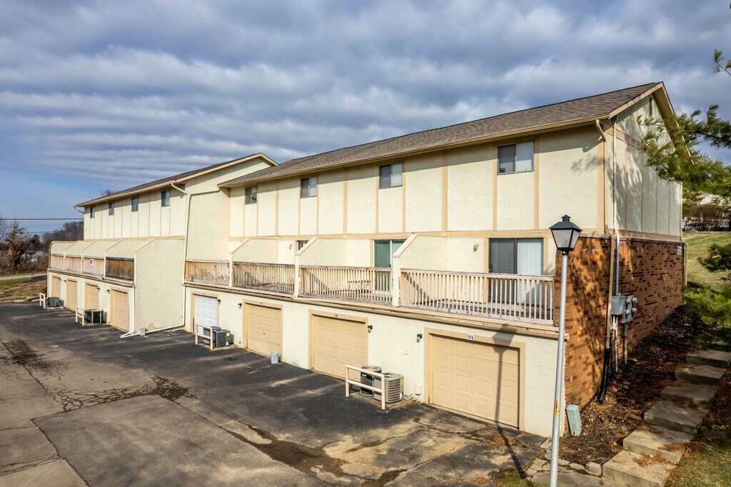 Hillcrest Apartments in Lancaster, OH