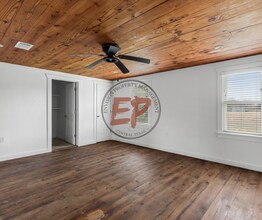 511 N Aspen St in Bruceville, TX - Building Photo - Building Photo
