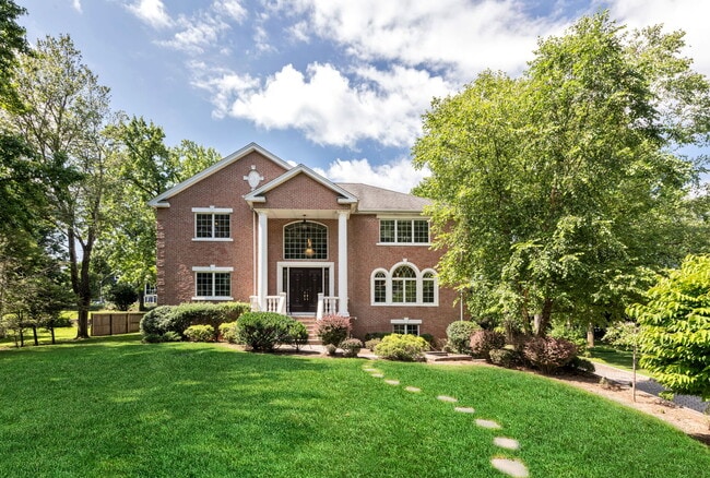 property at 38 Overlook Rd