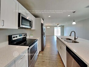13620 N 38th St in Phoenix, AZ - Building Photo - Building Photo