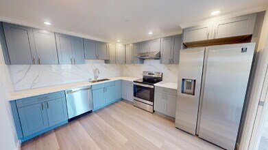 150 Frankfort St in Daly City, CA - Building Photo - Building Photo