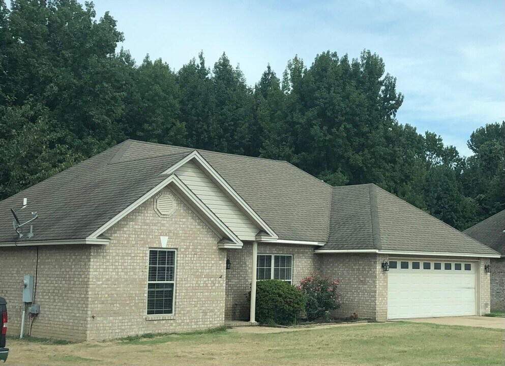 80 Rebecca Ln in Searcy, AR - Building Photo