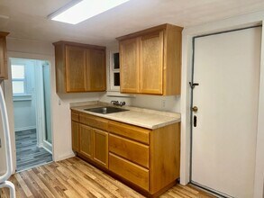 1525 Park Ave in Red Bluff, CA - Building Photo - Building Photo