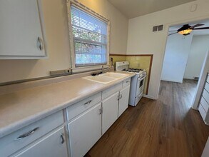 152 Rodney Ct in Madison, WI - Foto de edificio - Building Photo