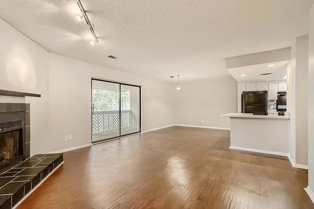 2211 Surrey Ct SE, Unit 2211 in Marietta, GA - Building Photo
