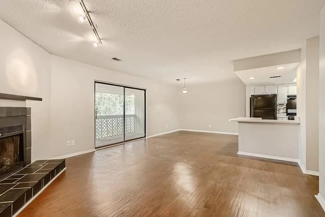 property at 2211 Surrey Ct SE