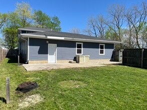 130 Thompson Rd in Greenfield, IN - Building Photo - Building Photo