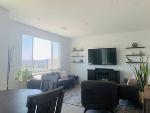 8519 Redberry St. in Santee, CA - Building Photo - Building Photo