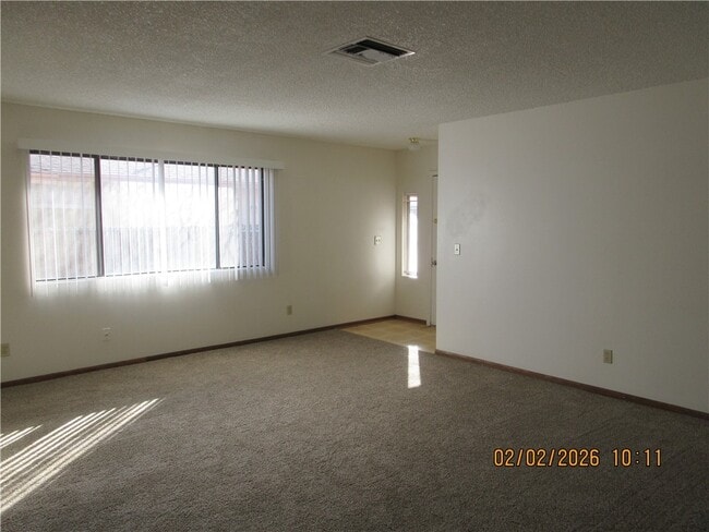 1935 Lucille Ave in Kingman, AZ - Building Photo - Building Photo