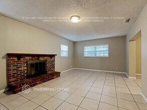 512 E Hilda Dr in Brandon, FL - Building Photo - Building Photo