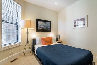 2947 W Logan Blvd, Unit SI ID1255600P in Chicago, IL - Building Photo - Building Photo