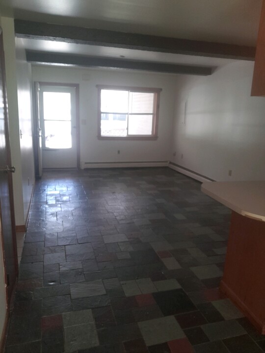 113 Raylinsky Rd, Unit Apt B Photo