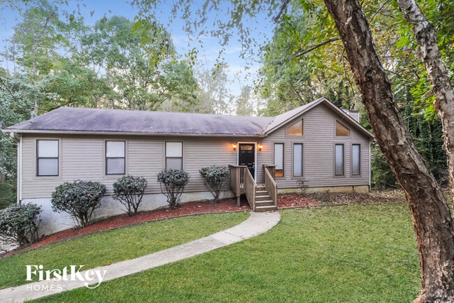 property at 5756 Lake Ct