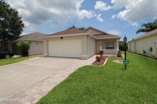 2729 Maderia Cir in Melbourne, FL - Building Photo
