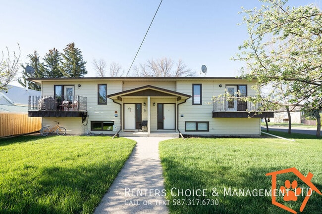 property at 320-320 52 Ave W