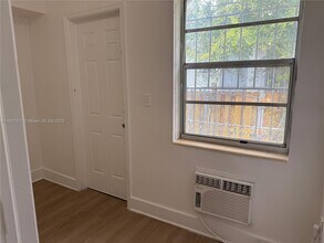 167 NW 56th St in Miami, FL - Building Photo - Building Photo