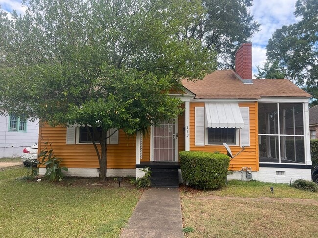 property at 219 S Panama St