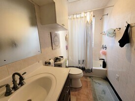 9 Raven St, Unit 2 in Boston, MA - Building Photo