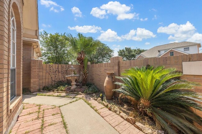 1339 Parkway Ct in Houston, TX - Building Photo - Building Photo