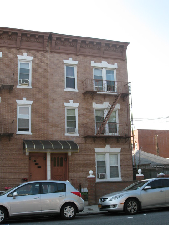 8669 16th Ave in Brooklyn, NY - Building Photo