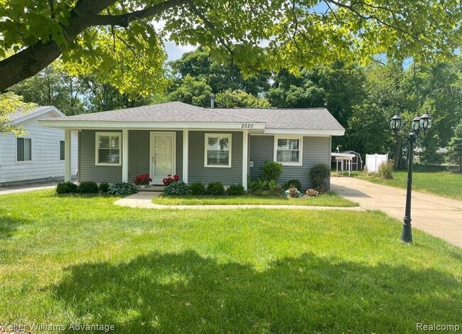 property at 2520 Greenlawn Ave