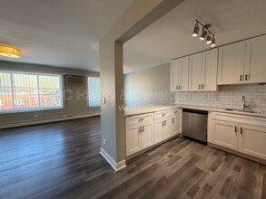 800 Graceland Ave in Des Plaines, IL - Building Photo - Building Photo