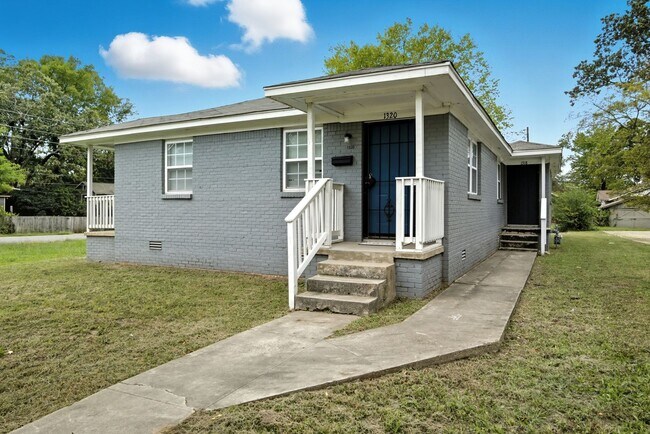 1318-1320 S Summit St in Little Rock, AR - Building Photo - Building Photo
