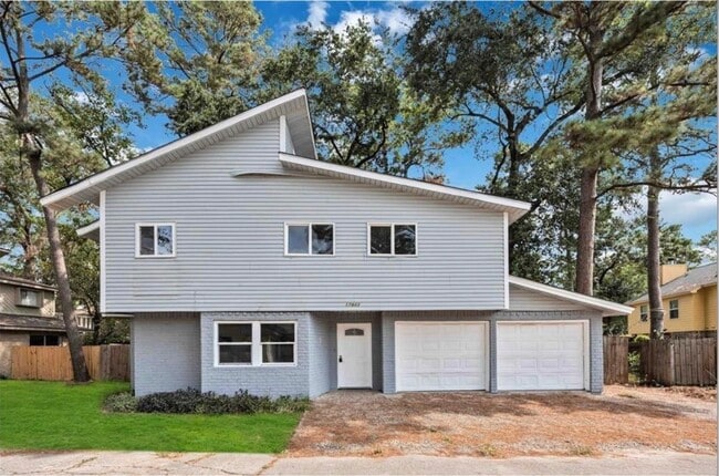 property at 17843 S Cypress Villas Dr