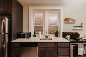 4231 Swan Ave in St. Louis, MO - Building Photo - Building Photo