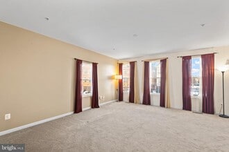 4904 Olympia Pl in Waldorf, MD - Building Photo - Building Photo