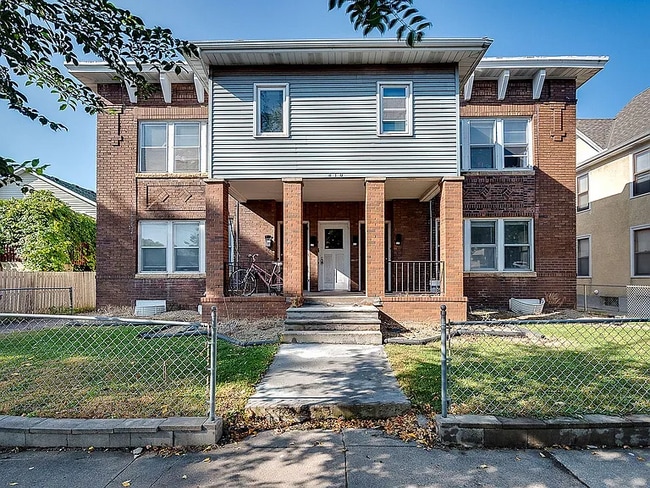 410 5th St NE, Unit 3