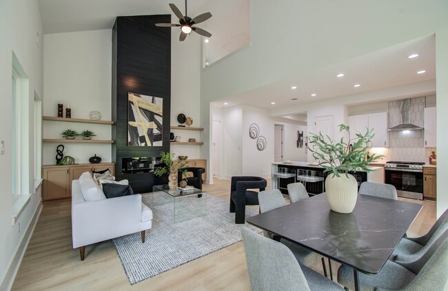 property at 1802 Rollingwood Dr